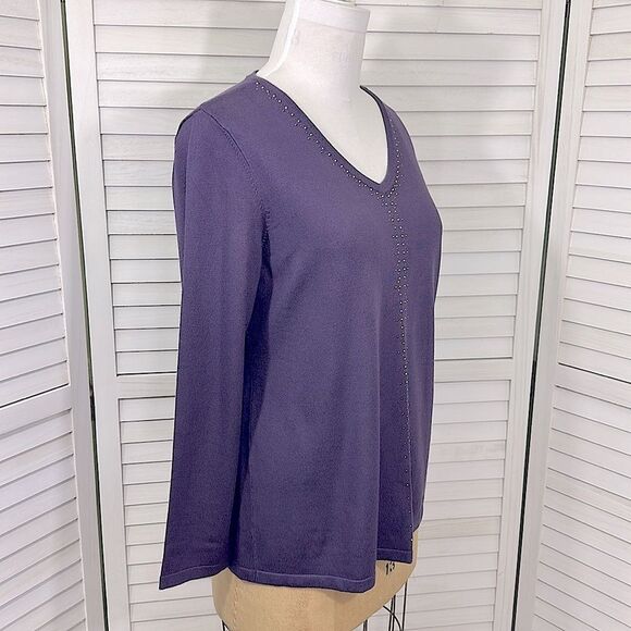 Chico’s Embellished Sweater Size 2 (12) V Neck - Picture 4 of 11